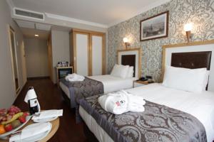 تور ترکیه هتل پارک رویال - آژانس مسافرتی و هواپیمایی آفتاب ساحل آبی